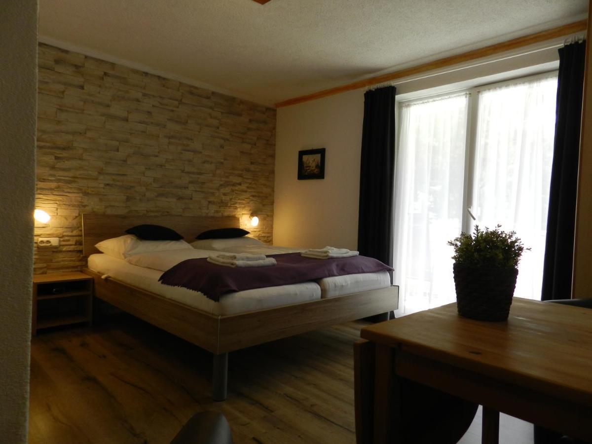 Pension Und Appartements Hartkaiser Ellmau Exterior foto